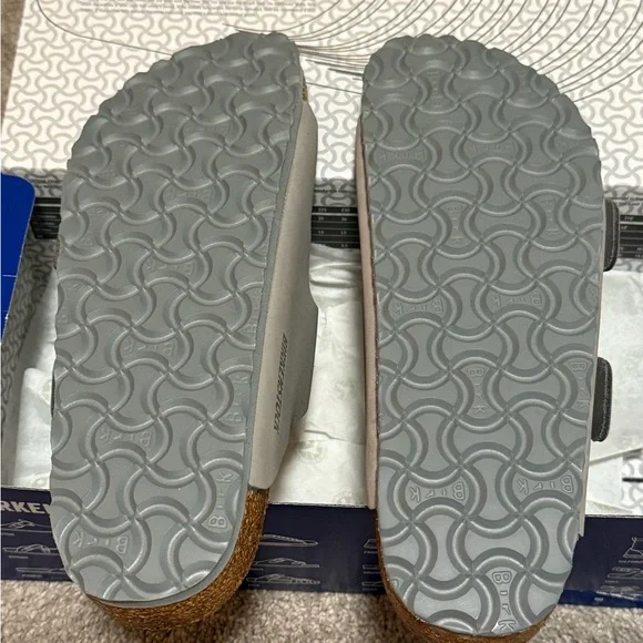 Brand New Birkenstock Arizona Big Buckle Dove Gray Sandals Size 38 Narrow - Picture 3 of 6
